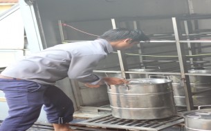 Transporation Of Akshaya Patra Mid day meal to the schools of bhilai